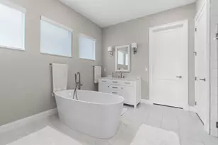 12272 Waterstone Cir, Palm Beach Gardens, FL 33412 - Photo 25