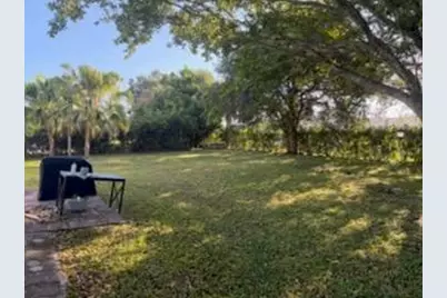 766 SW Belmont Circle, Port Saint Lucie, FL 34953 - Photo 7