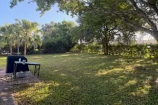 766 SW Belmont Cir, Port Saint Lucie, FL 34953 - Photo 7