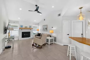 272 SW Fairchild Ave, Port Saint Lucie, FL 34984 - Photo 9