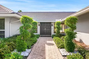 5854 Pinebrook Dr, Boca Raton, FL 33433 - Photo 3