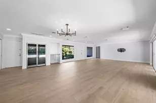 5854 Pinebrook Dr, Boca Raton, FL 33433 - Photo 7