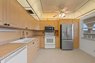 2202 Lucaya Bend #D4, Coconut Creek, FL 33066 - Photo 3