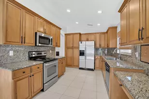 6815 Imperial Beach Cir, Delray Beach, FL 33446 - Photo 11