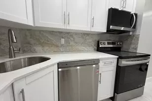 659 W Oakland Park Blvd W, Oakland Park, FL 33311 - Photo 5