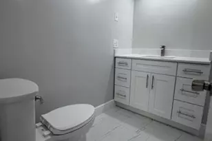 659 W Oakland Park Blvd W, Oakland Park, FL 33311 - Photo 11