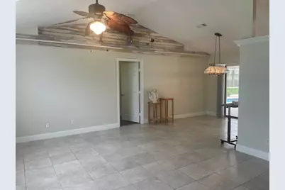 618 SE Streamlet Avenue, Port Saint Lucie, FL 34983 - Photo 9