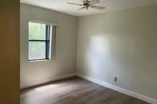 618 SE Streamlet Ave, Port Saint Lucie, FL 34983 - Photo 19
