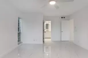 3000 N Palm Aire Dr, Pompano Beach, FL 33069 - Photo 29
