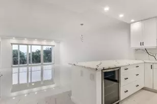3000 N Palm Aire Dr, Pompano Beach, FL 33069 - Photo 9