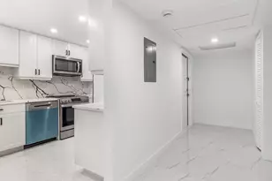 3000 N Palm Aire Dr, Pompano Beach, FL 33069 - Photo 7