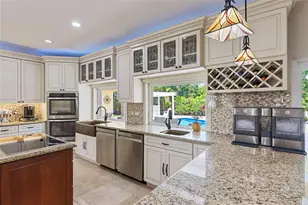16686 Golfview Dr, Weston, FL 33326 - Photo 11