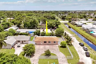 2488 Pineway Dr, West Palm Beach, FL 33415 - Photo 45