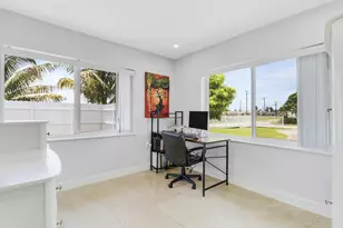 2488 Pineway Dr, West Palm Beach, FL 33415 - Photo 17
