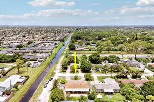 2488 Pineway Dr, West Palm Beach, FL 33415 - Photo 39