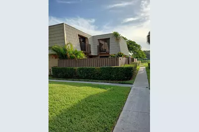 5812 58th Way, West Palm Beach, FL 33409 - Photo 3