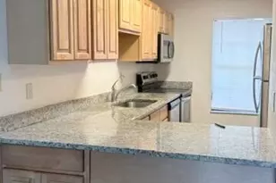 1510 SE Dewberry Ct, Port Saint Lucie, FL 34952 - Photo 9