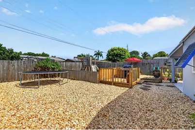 318 Glen Arbor Terrace, Boynton Beach, FL 33426 - Photo 23