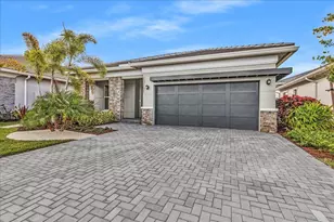 10161 Timber Crk Wy, Palm Beach Gardens, FL 33412 - Photo 1