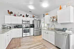 482 SE Galleon Ln, Port Saint Lucie, FL 34983 - Photo 11