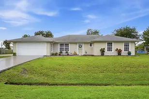 482 SE Galleon Ln, Port Saint Lucie, FL 34983 - Photo 1