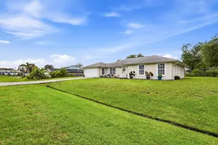 482 SE Galleon Ln, Port Saint Lucie, FL 34983 - Photo 3