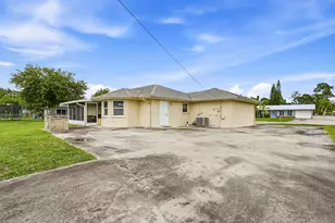 482 SE Galleon Ln, Port Saint Lucie, FL 34983 - Photo 31