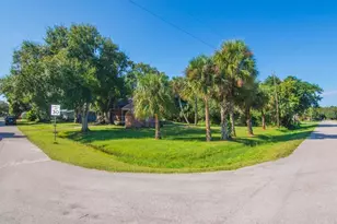 2315 28th Ave SW, Vero Beach, FL 32960 - Photo 27