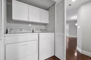 9563 Weldon Circle, Tamarac, FL 33321 - Photo 23