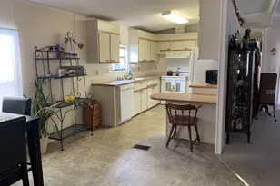 8 SE Hernando Ln, Port Saint Lucie, FL 34952 - Photo 5