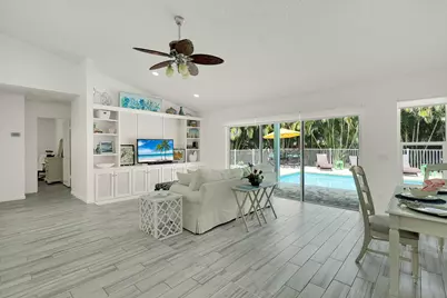 3824 SE Fairway E, Stuart, FL 34997 - Photo 19