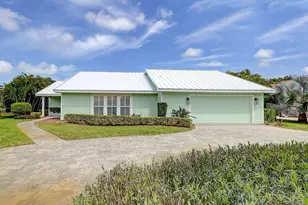 3824 SE Fairway E, Stuart, FL 34997 - Photo 3