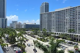 3725 S Ocean Dr, Hollywood, FL 33019 - Photo 5