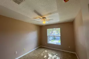 911 Seminole Palms Dr, Greenacres, FL 33463 - Photo 11