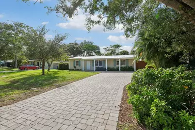 1455 15th Avenue, Vero Beach, FL 32960 - Photo 1