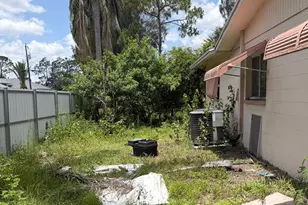 901 Sheldon Ave, Lehigh Acres, FL 33936 - Photo 23