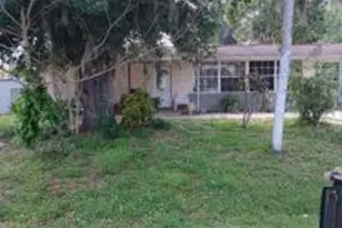 901 Sheldon Ave, Lehigh Acres, FL 33936 - Photo 5