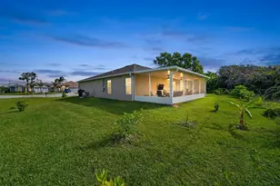 2274 SE Powell Ct, Port Saint Lucie, FL 34952 - Photo 31