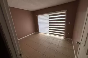 3710 NW 21st St, Lauderdale Lakes, FL 33311 - Photo 9