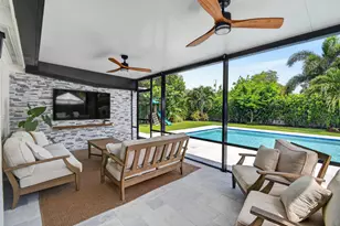 2427 Country Oaks Ln, Palm Beach Gardens, FL 33410 - Photo 21