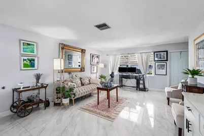114 SW 8th Court, Boynton Beach, FL 33426 - Photo 7