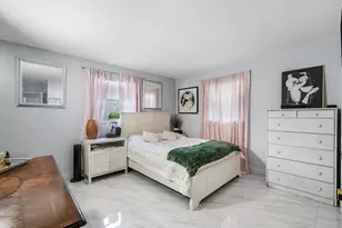 114 SW 8th Ct, Boynton Beach, FL 33426 - Photo 17