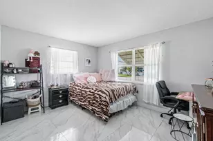 114 SW 8th Ct, Boynton Beach, FL 33426 - Photo 23