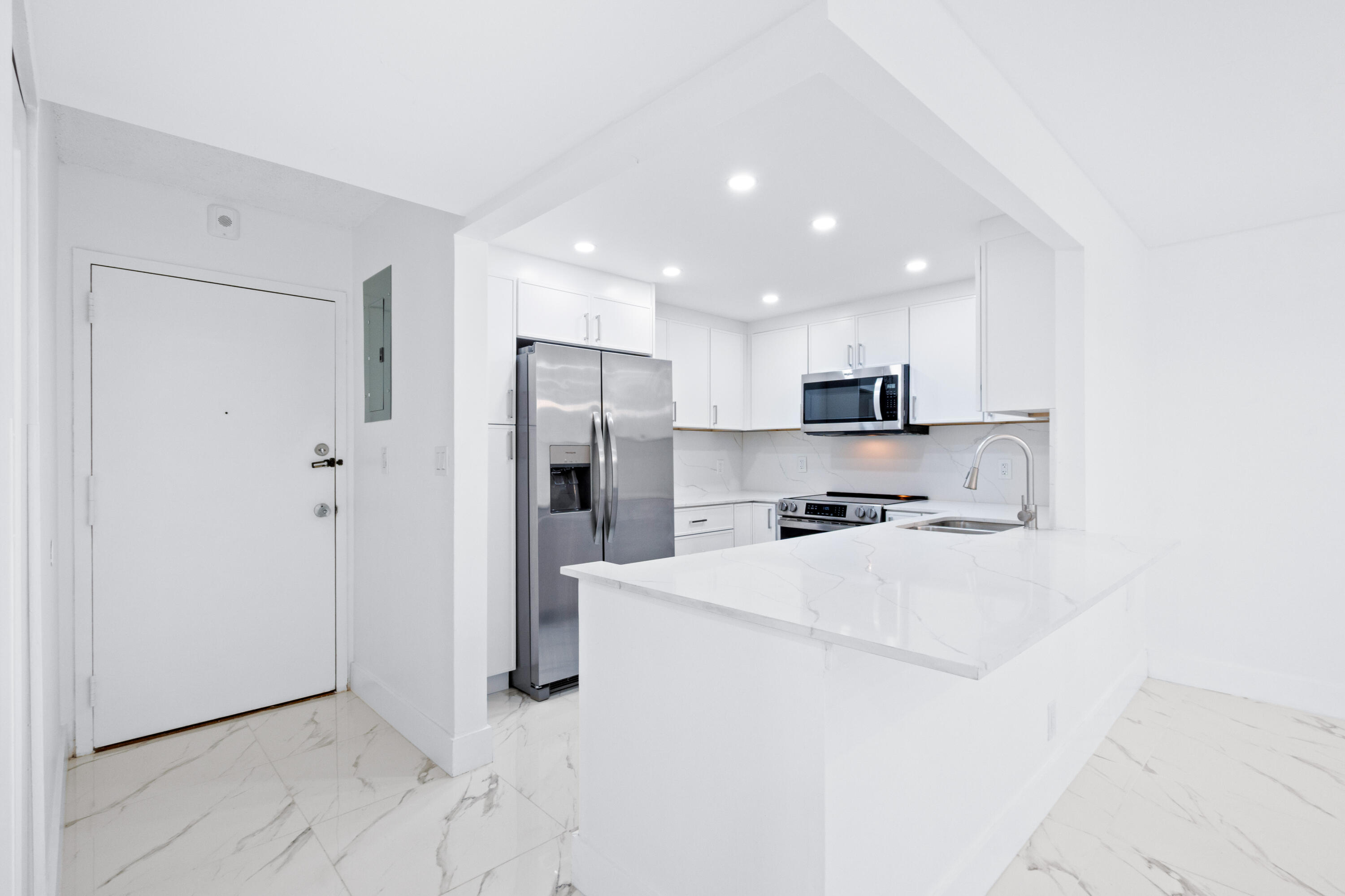 501 E Dania Beach Blvd #5-3F - 501 E Dania Beach Blvd #5-3F, Dania Beach, FL 33004 Luxury Property | Jose Angel Pina