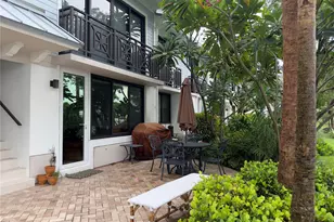 1585 S Ocean Ln, Fort Lauderdale, FL 33316 - Photo 9