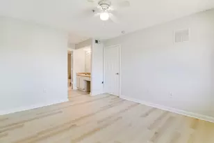 121 SW Palm Dr, Port Saint Lucie, FL 34986 - Photo 21