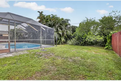 8968 SW 52nd Place, Cooper City, FL 33328 - Photo 25