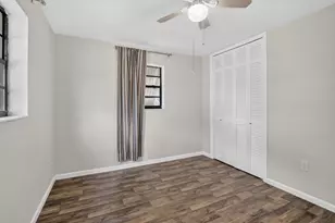 8968 SW 52nd Pl, Cooper City, FL 33328 - Photo 13