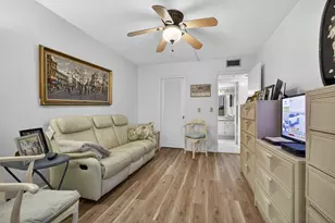 330 Wellington G, West Palm Beach, FL 33417 - Photo 11