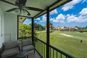 9200 N Hollybrook Lake Dr, Pembroke Pines, FL 33025 - Photo 21